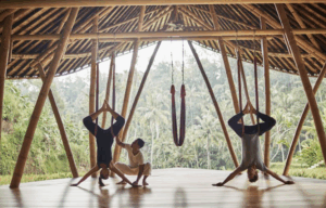 Види відпочинку та йога-ретрити у світі