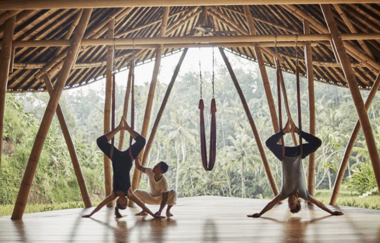 Види відпочинку та йога-ретрити у світі
